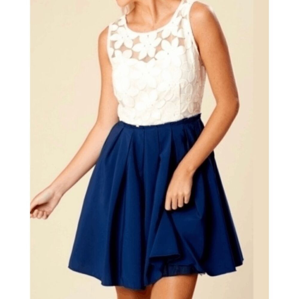 Anthropologie Altar'd State floral overlay Women dress size small